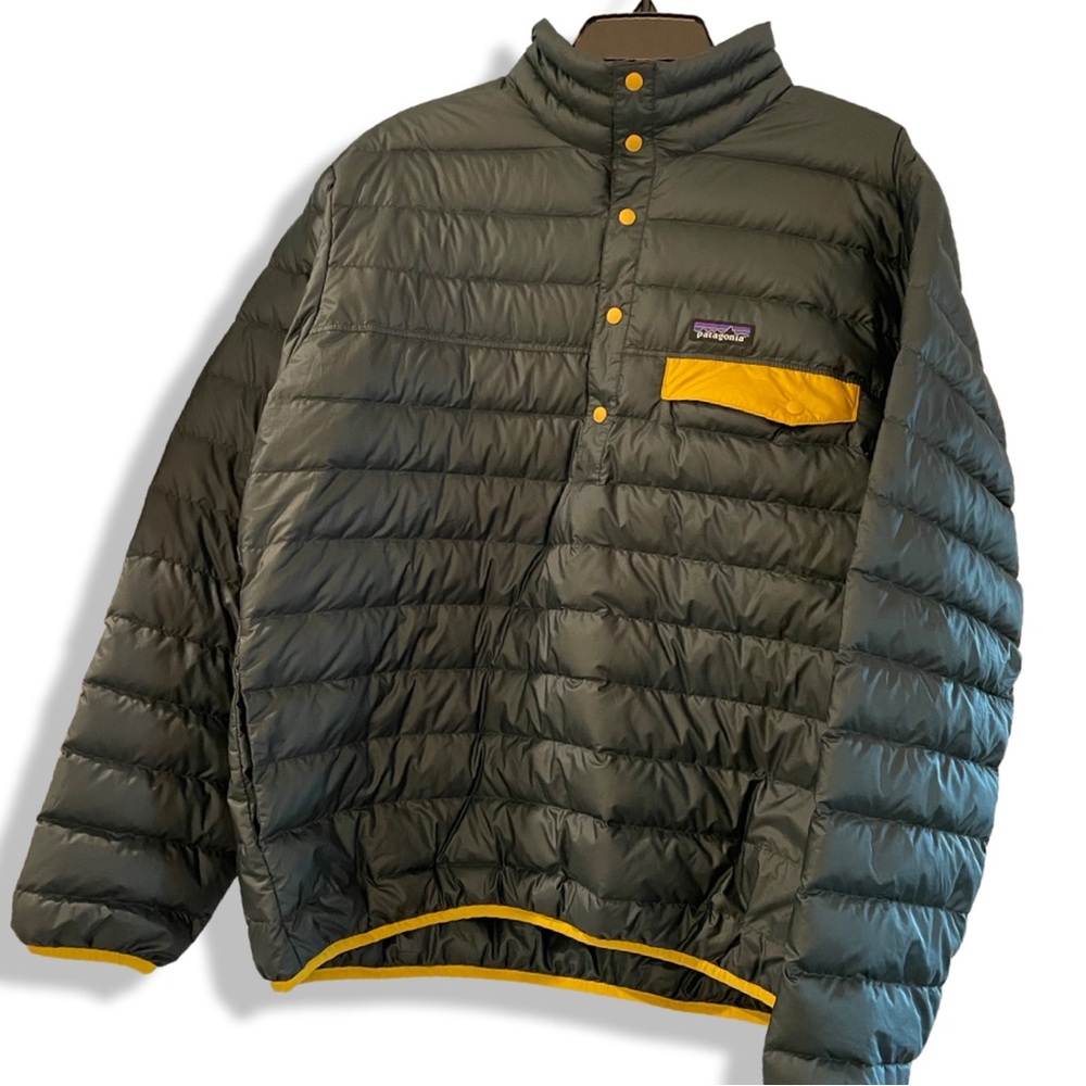 Patagonia Men's Down Pullover Quilted Puffer Coat